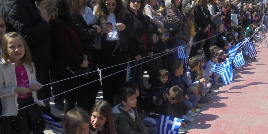 Η λιακάδα «πλημμύρισε» τα Τρίκαλα