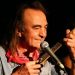 Κανείς εδώ δεν τραγουδά…