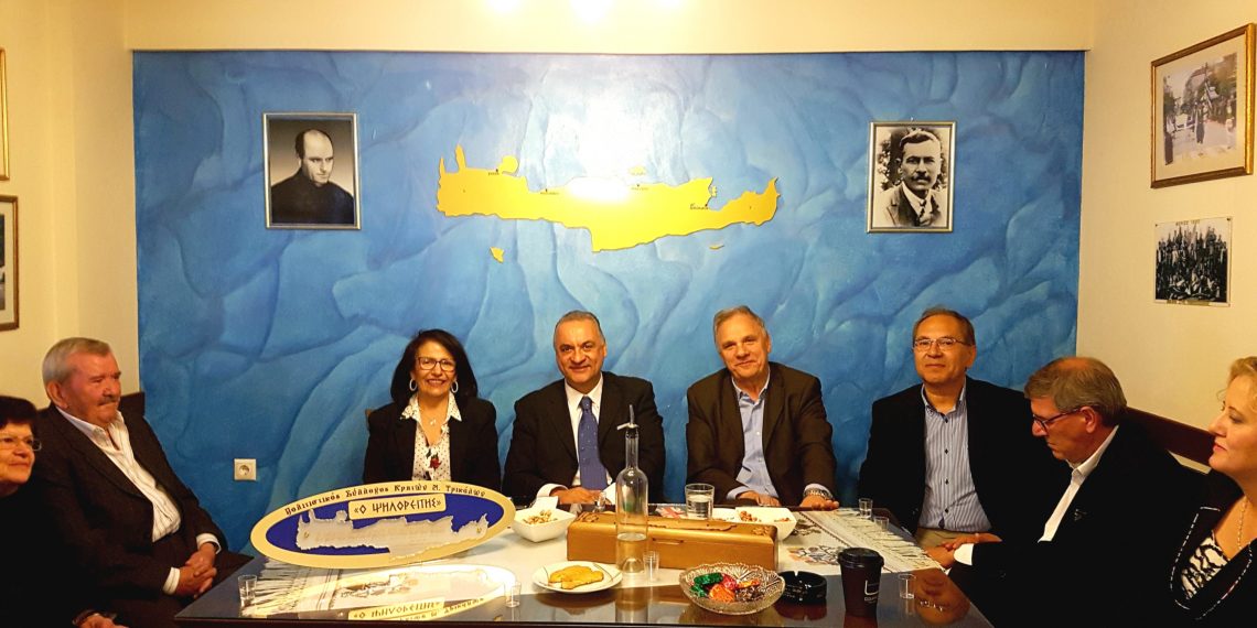 Στον Σύλλογο Κρητικών Τρικάλων ο Ηλίας Βλαχογιάννης