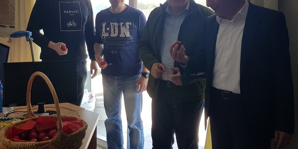 Τα …τσούγκρισε με τους ένστολους