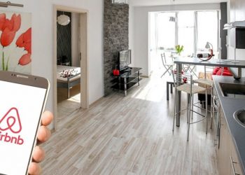 «Λαβράκια» από την ΑΑΔΕ μέσω … AirBnB