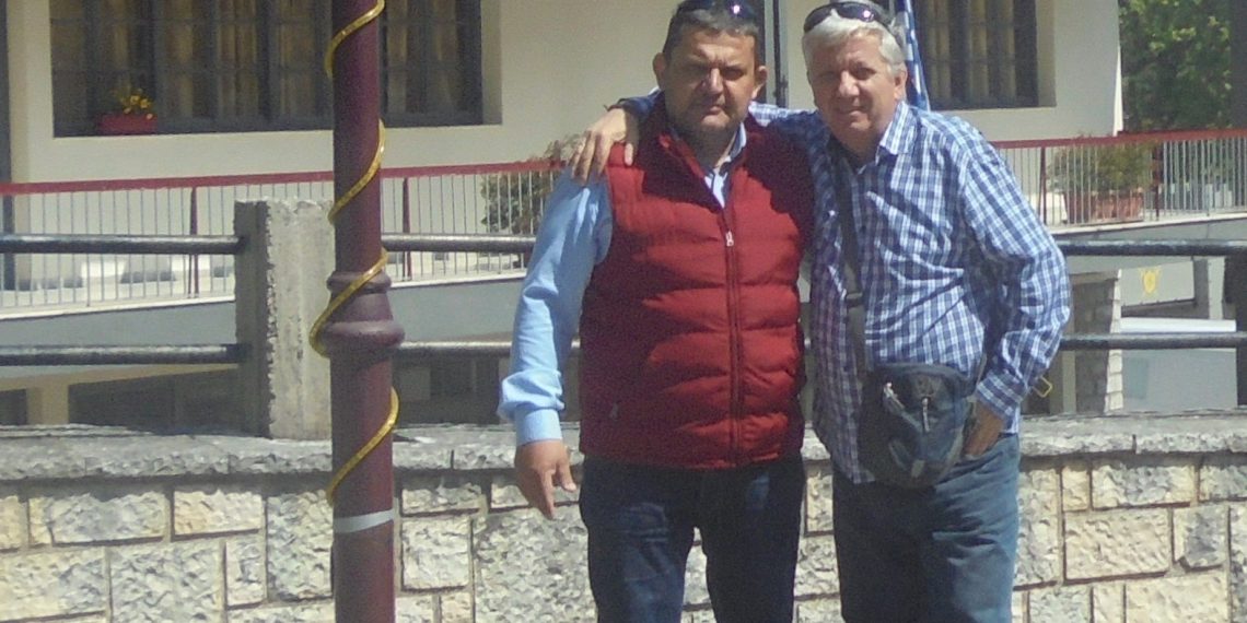 Έχει μόνο φίλους…