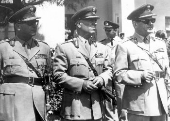 Όταν η Ελλάδα μπήκε στον … «γύψο»