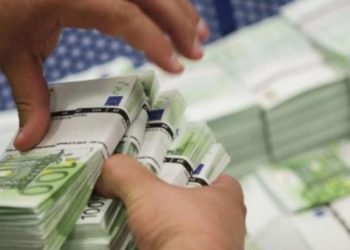 Ο Μάρτιος έφερε αυξήσεις στις καταθέσεις