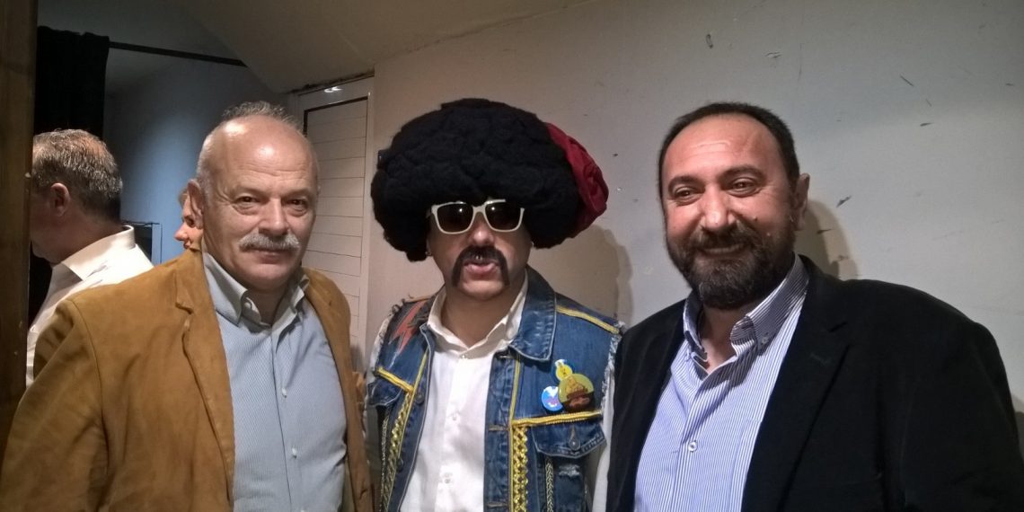Με τον …τσολιά