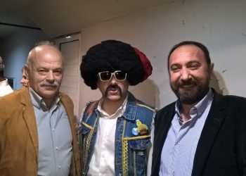 Με τον …τσολιά