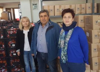 Στο «Κοινωνικό Παντοπωλείο» ο Κώστας Μαράβας