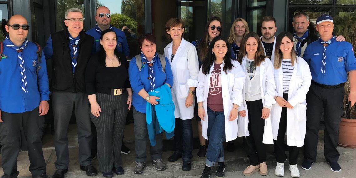 Στο Θεραπευτήριο Χρονίων Παθήσεων Τρικάλων οι …Πρόσκοποι