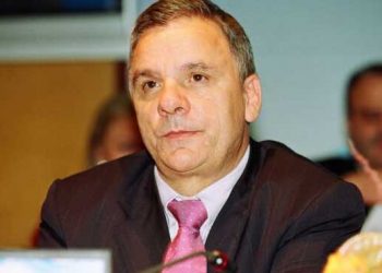 Για λίγους μήνες εξουσίας…