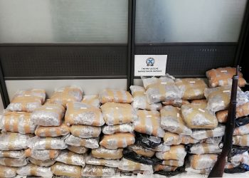 «Λαβράκι» σε αστυνομική επιχείρηση