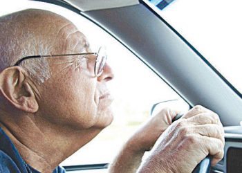 Στο τιμόνι οι …ηλικιωμένοι