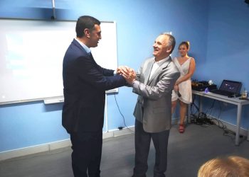 Όταν ο Ηλίας Βλαχογιάννης ένιωσε ότι ήταν …κοντός!