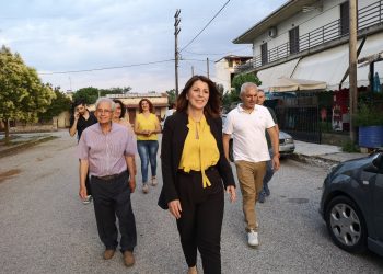 Περιοδειών συνέχεια για την Κατερίνα Παπακώστα