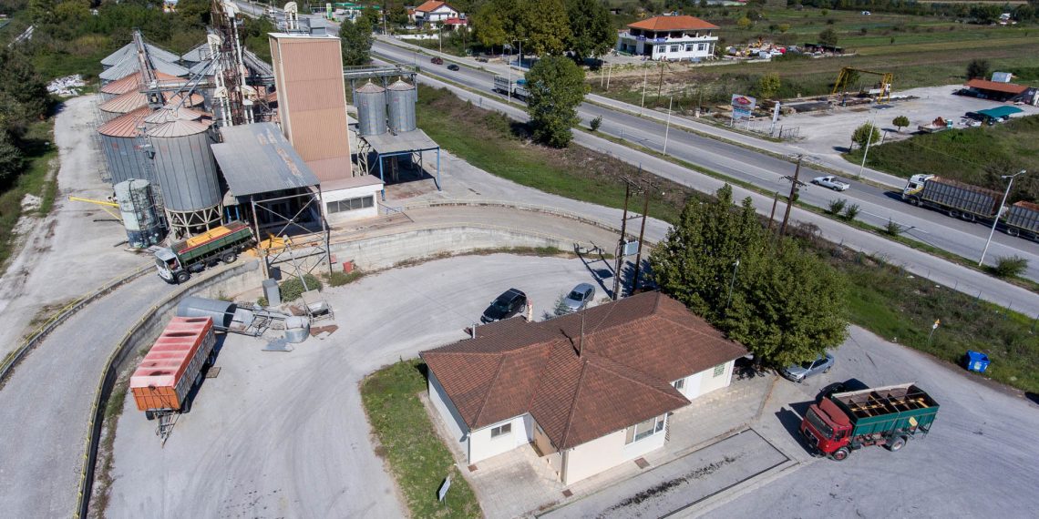 Παραλαβές σιτηρών και κριθαριού από την Ε.Α.Σ. Τρικάλων με άμεσες πληρωμές προκαταβολών