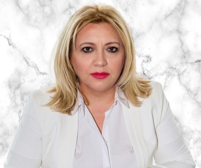 Περιοδειών συνέχεια για την Χρύσα