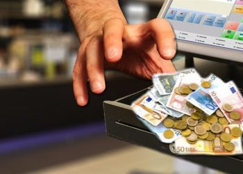 Με στόχο το περιεχόμενο της ταμειακής μηχανής