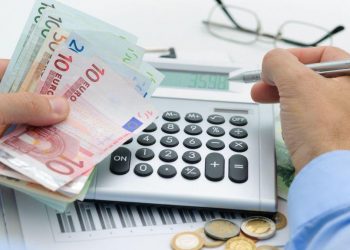 Ξεπέρασαν τις 76.000 οι αιτήσεις για τις «120 δόσεις»