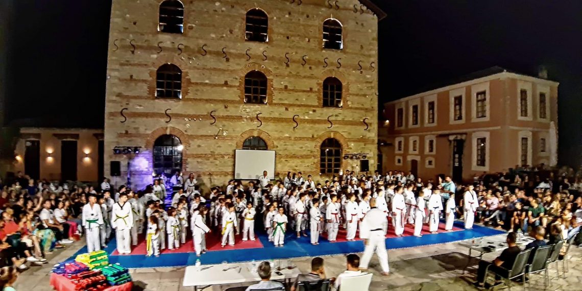 Εντυπωσιακή τελετή λήξης και εξετάσεις για τον ΣΟΑ Τρικάλων