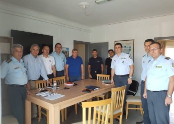 Λίγο πριν … «βουλιάξει» τον πεζόδρομο της Οδού Καραϊσκάκη στα Τρίκαλα