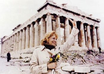 Όταν η Μελίνα απαίτησε την επιστροφή των γλυπτών του Παρθενώνα στην Ελλάδα