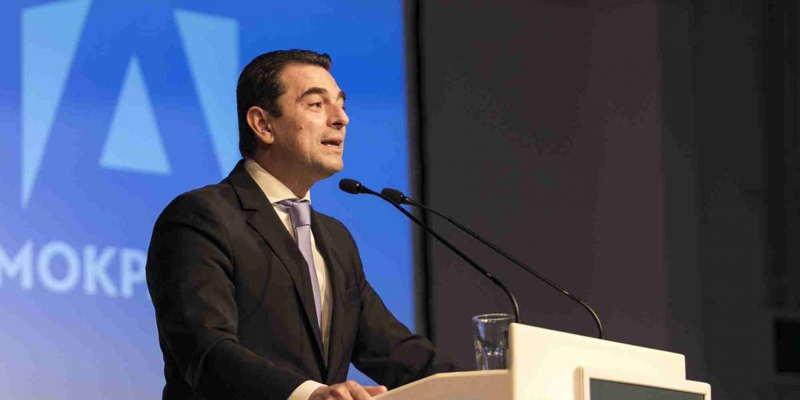 Η Πύλη με εντυπωσιακή συγκέντρωση «έδειξε» Κώστα Σκρέκα