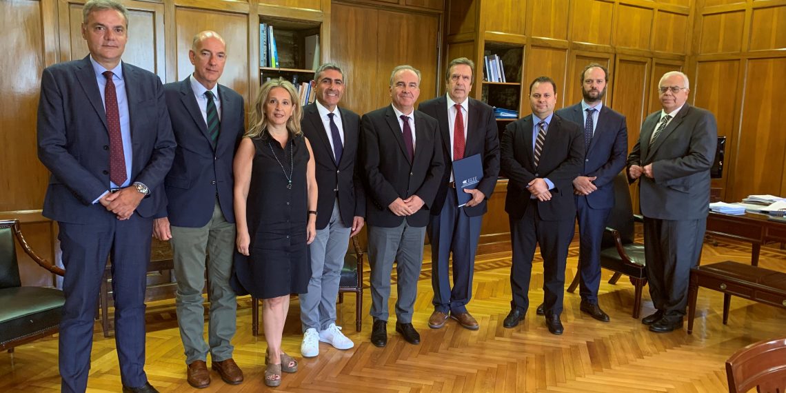 Στα «χέρια» της Κυβέρνησης οι προτάσεις του εμπορικού κόσμου για την ανάπτυξη της αγοράς