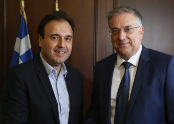 Η ανακοίνωση του Υπουργείου Εσωτερικών για την συνάντηση Θεοδωρικάκου-Παπαστεργίου