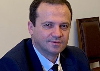 Ριζικές τομές με στόχο την ασφάλεια, την ανάπτυξη και την κοινωνική αλληλεγγύη