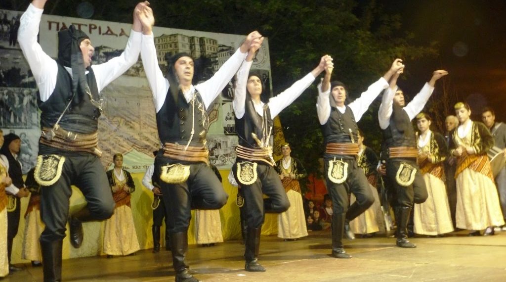 Μαθήματα …ποντιακών χορών στα Τρίκαλα