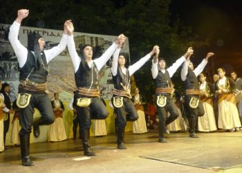 Μαθήματα …ποντιακών χορών στα Τρίκαλα
