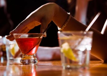 Ένα …ποτάκι πριν από την …κάλπη