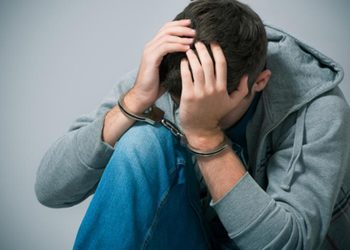 Ανήλικος Τρικαλινός στα «δίχτυα» των ναρκωτικών