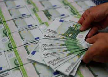 Με πλεόνασμα … 4,48 δις ευρώ «τρέχει» το 2019