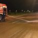 Επιχείρηση καθαρισμού δρόμου από αστικά λύματα στον Δήμο Πύλης