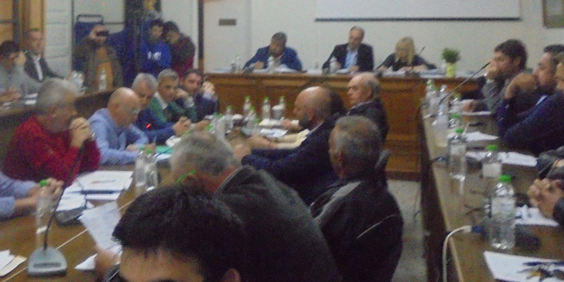 Εύσημα στον Δημήτρη Παπαστεργίου