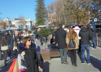 Με χειμωνιάτικη λιακάδα στα Τρίκαλα το «αντίο» του 2019