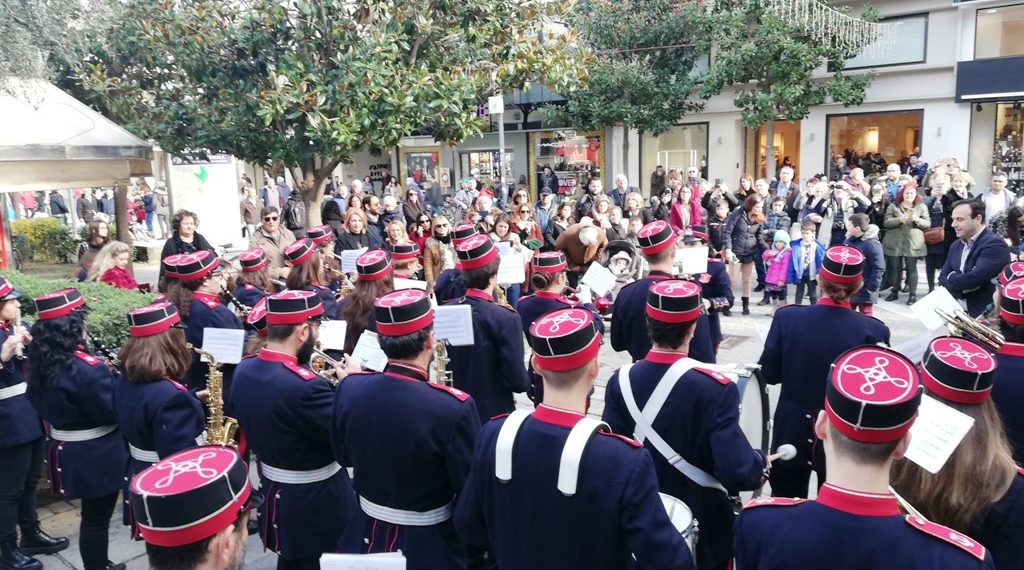 Δίνει τον …τόνο στα Τρίκαλα η Δημοτική Φιλαρμονική