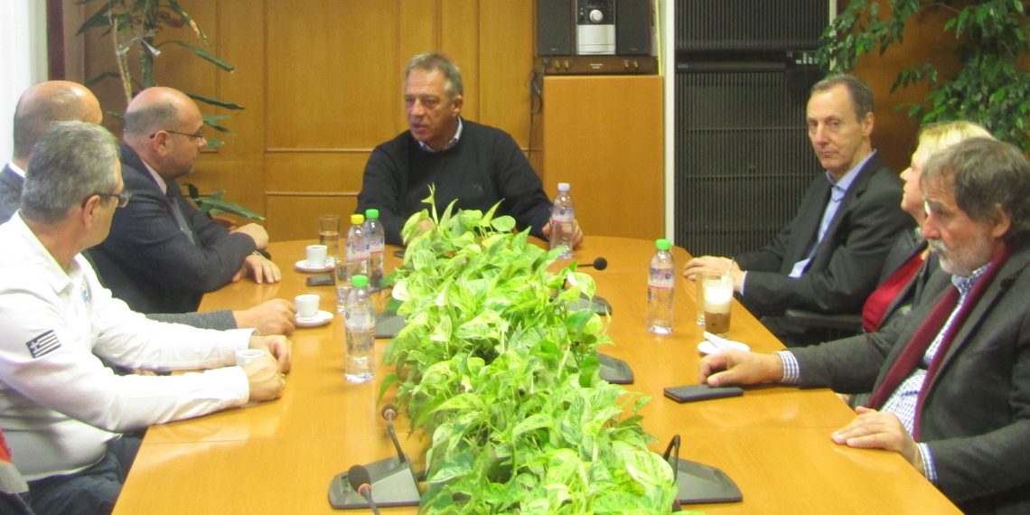 Στον Χρήστο Μιχαλάκη ο Διοικητής του ΕΚΑΒ