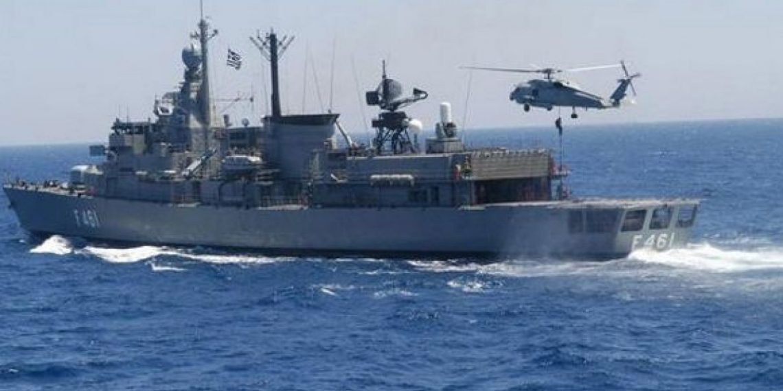 Τα «ξύλινα τείχη» θα σώσουν τας Αθήνας και πάλι