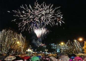 Ετοιμασίες στα Τρίκαλα για τα …βεγγαλικά