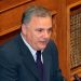 Άμα δεν μπορείς να ξυθείς μην περιμένεις να σε ξύσουν άλλοι