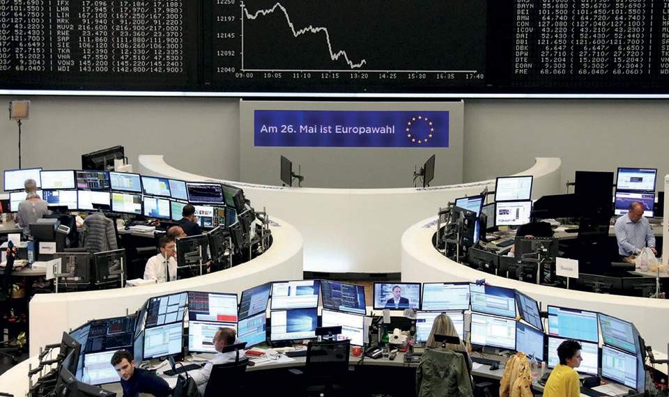 Ο κοροναϊός «τρόμαξε» και τα… Χρηματιστήρια