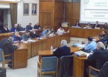 Από καθαρή σύμπτωση δεν …γκρεμίστηκε το Δημαρχείο Τρικάλων