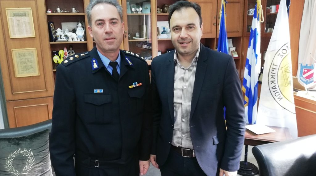 Εθιμοτυπικές επισκέψεις του νέου Διοικητή της Πυροσβεστικής Υπηρεσίας Τρικάλων