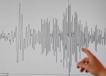 Τηλεφωνικές γραμμές από τον Δήμο Τρικκαίων μετά το … «κούνημα»