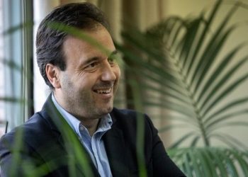 Θα τον επηρέασε ο … Άγιος Βαλεντίνος