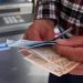 Φέρνει νωρίτερα το χρήμα η …παρέλαση
