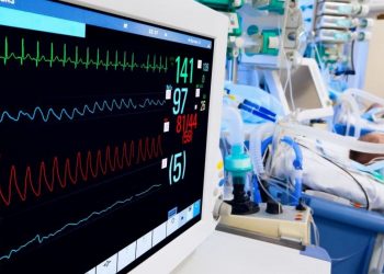 Στους 53 οι νεκροί και στους 91 οι νοσούντες στις ΜΕΘ στην Ελλάδα από τον «κορωνοϊό»