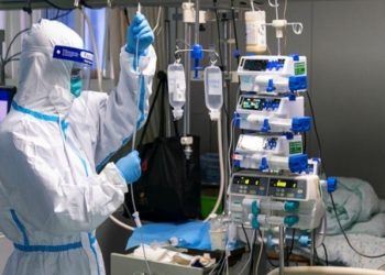 Στα 2.235 τα κρούσματα και μόλις στις 53.290 τα «τεστ κορωνοϊού» στην Ελλάδα