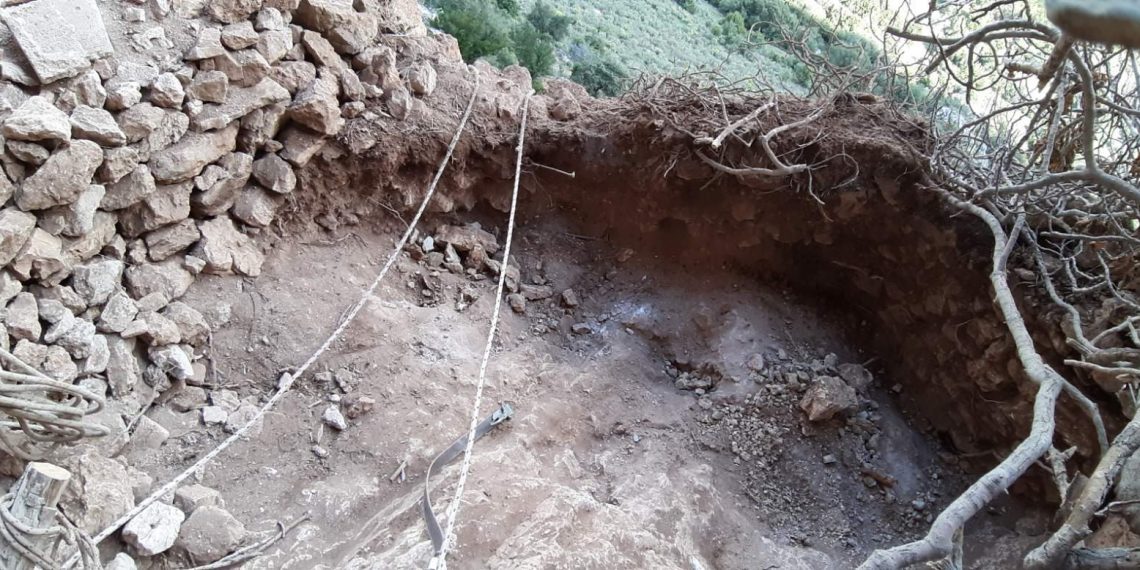 Ψάχνοντας αρχαία και χρυσό